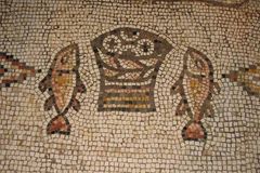 잘 살기 위해 예수님 찾는가? 영생의 말씀이 있어 찾는가?