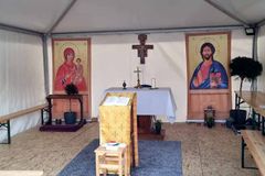 우크라이나 국경 인근 난민센터에 직접 가 보니…