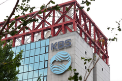 “수신료 받는 KBS의 차별금지법 방송, 차별적”