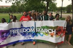 英 복음연맹 “동성애자 전환 치료 금지, 종교 자유 침해”