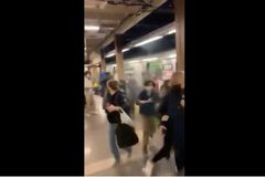 뉴욕 출근길 지하철서 무차별 총격 사건… 16명 부상