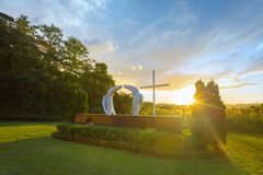 당리당략 젖은 국회의원들, 부활의 능력 체험하길