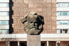 사회주의‧마르크시즘이 기독교와 반대되는 10가지 이유는?