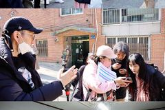 영화 ‘기회가 다시 온다면, 나는’ 훈훈·유쾌 촬영 현장 공개