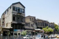 다메섹 직가 거리, 사울 눈에서 비늘이 벗겨지다