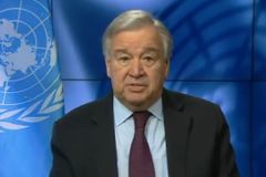 유엔 사무총장, 푸틴과 회담 이어 우크라 도착