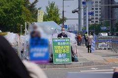 “차별금지법, 학자적 양심으로 대응”… 교수들도 거리로