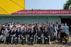 우크라에 150톤 구호물품… “상처 아물고 승리하길”