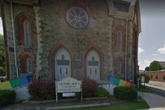 “하나님은 폭력적 괴물”?… 드래그퀸 초청한 美 교회