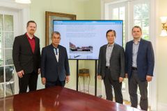 세계복음연맹 텐데로 전 사무총장, 도버 에반젤리컬센터 예방