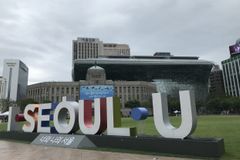 [속보] 서울광장 퀴어축제 결국 승인돼… ‘음란물 판매 금지’ 조건