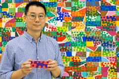 더펠로우십X허욱, 우크라이나 위한 ‘피스피스 500 에디션’