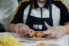 굿피플-위즈웰, 지역아동센터 학생들에 베이킹 경험과 오븐 선물