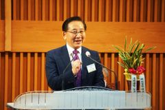 한성연 신임 대표회장 신현파 목사 “성결 실천하자”