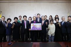 감리교 남부연회 평신도단체, 목원대 유학생에 장학금 300만원 전달