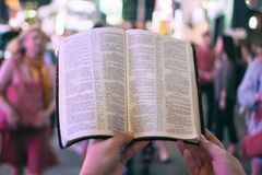 美 복음주의자 절반 미만 “성경 문자 그대로 믿어”