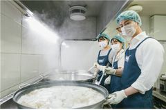 월드비전 송파종합사회복지관, ‘어르신 건강한 여름나기’ 삼계탕 지원