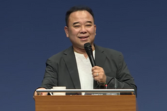 전용대 목사 “절망 속에서 바로 일어설 수 있었던 힘은 기도”