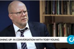 “기독교 후퇴로 검열적·권위주의적 세속 공중도덕에 자리 내줘”