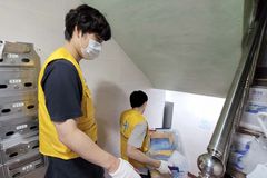 관악구 반지하 침수 주민들 “교회 구호팀이 첫 방문”