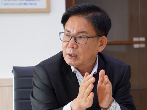 박강수 마포구청장 인터뷰 “신앙 부족하지만 하나님의 계획 믿는다”