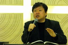 “뉴노멀 시대 교회, 대형화보단 소그룹 모임에 집중해야”