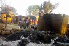 카메룬서 무장 괴한들이 교회 불지르고 성직자 등 납치