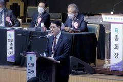 연기금 미가입자, 총대 천서 제한 통과