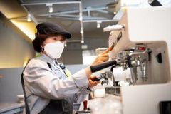 “우리 교회로 오면 노년이 즐겁고 행복합니다”