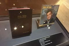 “엘비스는 예수님처럼 되고 싶어 했고 매일 성경 읽었다”