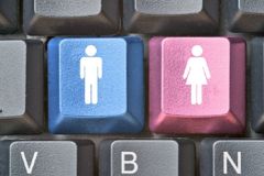 美 내슈빌 대학병원 “미성년자 성전환수술 일시 중단”