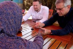 가족에겐 ‘위협’, 교인들에겐 ‘의심’받는 소말리아 성도들