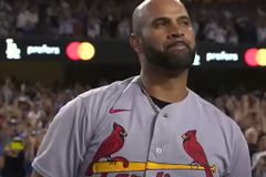 MLB 알버트 푸홀스 은퇴 선언 “하나님께 영광 돌려”