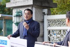 [사설] 대형교회 목회자들의 1인 시위, 차별금지법 경각심 되살렸다