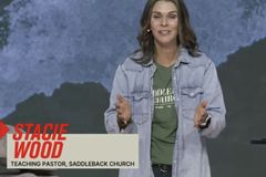 美 새들백교회, 목사 사모 ‘교육목회자’로 임명