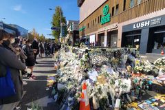 이태원 희생자와 나라 위한 희생자, 모두 제대로 예우해야