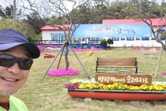 전남 신안군 12사도길에서 만나는 13번째 제자