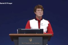 ‘의족 골퍼’ 한정원 “교통사고로 다리 절단할 때, 하나님께서…”