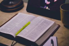 “기독교인들, 종말에 대해 집착하거나 회피하는 경향 있어”