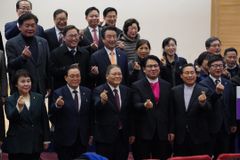 “성탄 맞아, 크리스천 의원들이 평화 실천하길”