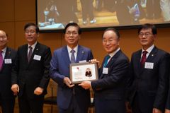 이영훈 목사, 한국교회총연합 새 대표회장 취임