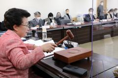 “국교위의 성혁명 용어 일부 삭제, 일단 환영”