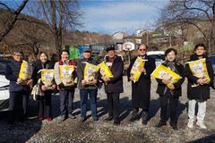 샬롬나비와 시흥전원교회, 독거노인에 ‘사랑의 쌀’ 나눠