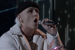 ‘더 보이스’ 준우승자 “하나님과의 연결이 우울증과 ‘이별’하는데 도움”