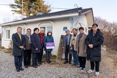 CGNTV ‘사랑으로 함께’, 산불 피해 이재민과 교회 성금 전달
