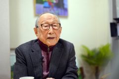 “한국 사회, ‘지도자’ 아닌 ‘지도자 길러낼 사람’이 없어”
