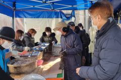 광야교회 “설날 노숙인과 쪽방촌에 보쌈·복돈 드리려”