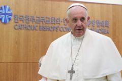 교황 “동성애, 범죄 아니다”… 논란 예상