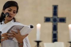 예루살렘서 첫 팔레스타인 여성 주교 탄생