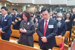 황교안 전 총리, 여의도순복음교회서 주일예배 드려